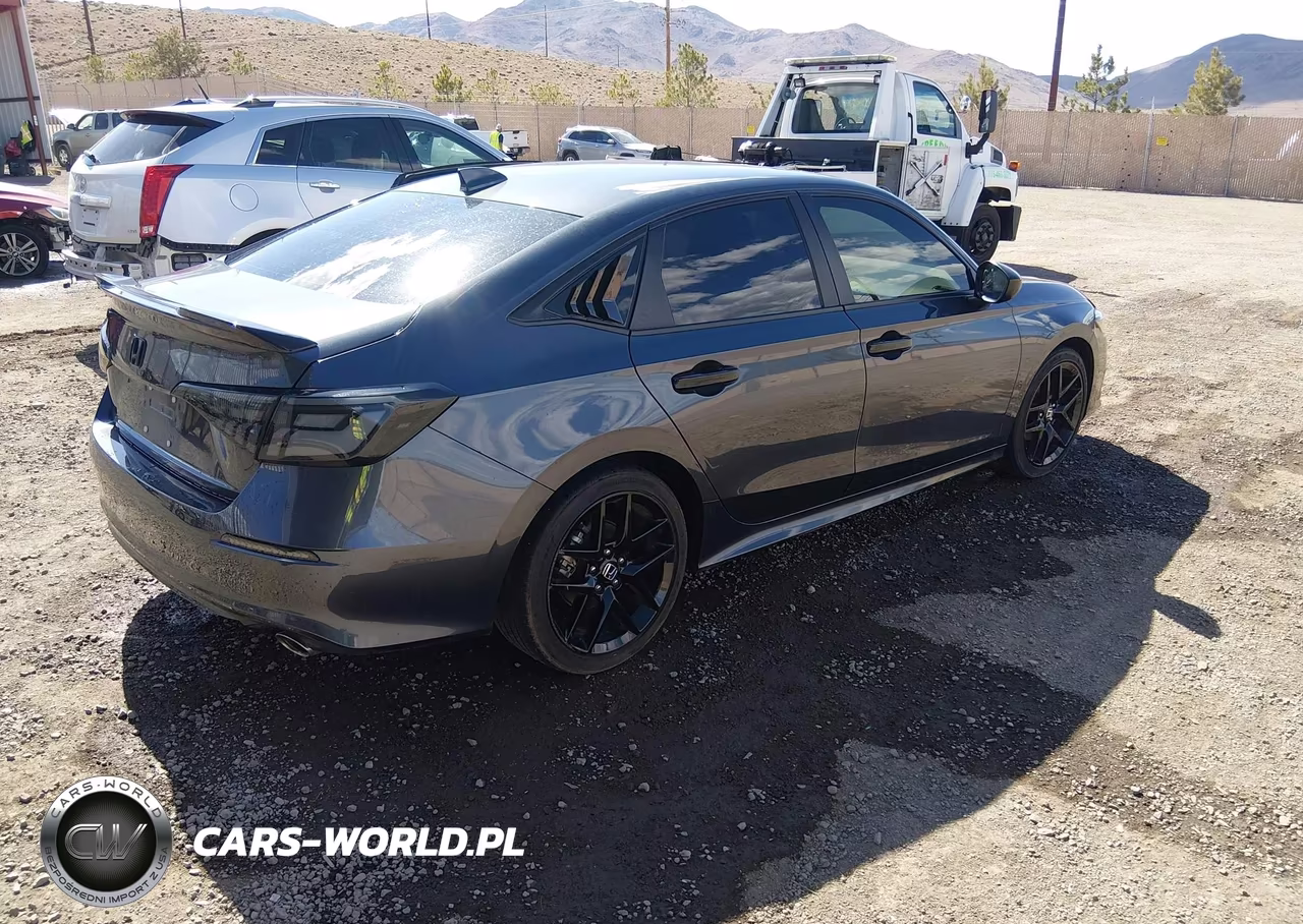 2024 Honda Civic Sport VIN:2HGFE2F52RH577438 - 4