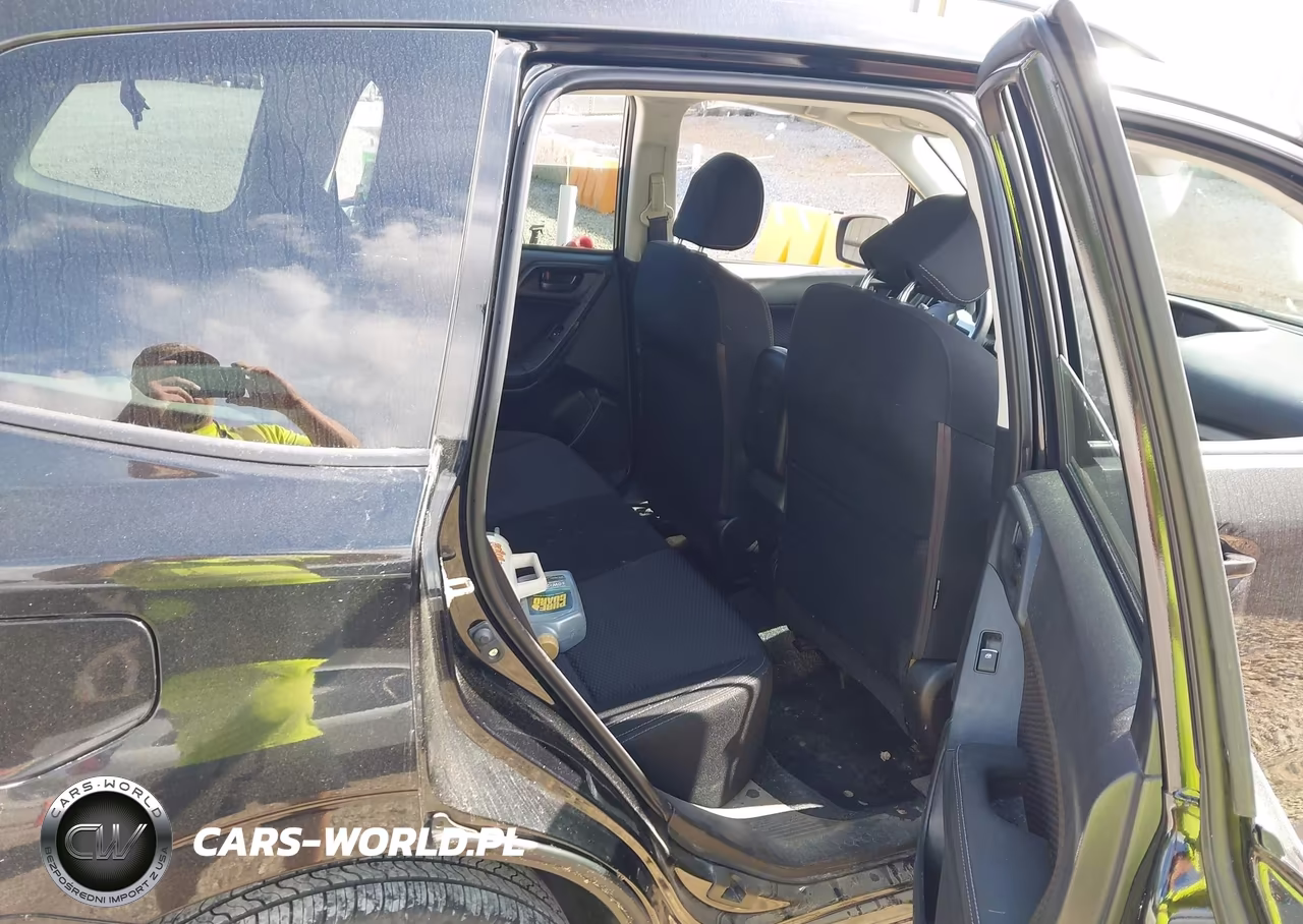 2018 Subaru Forester 2.5I Premium VIN:JF2SJAGC3JH481426 - 8