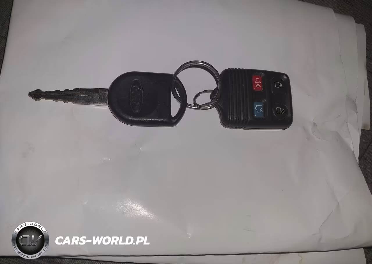 2010 Ford Focus Se VIN:1FAHP3FN6AW247983 - 11