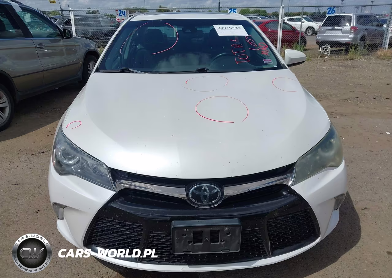 2016 Toyota Camry Xse VIN:4T1BF1FK5GU598087 - 13