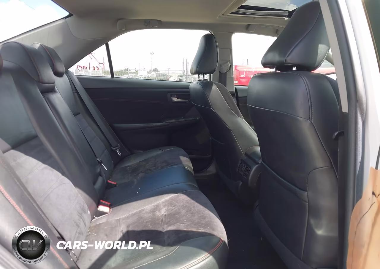 2016 Toyota Camry Xse VIN:4T1BF1FK5GU598087 - 8