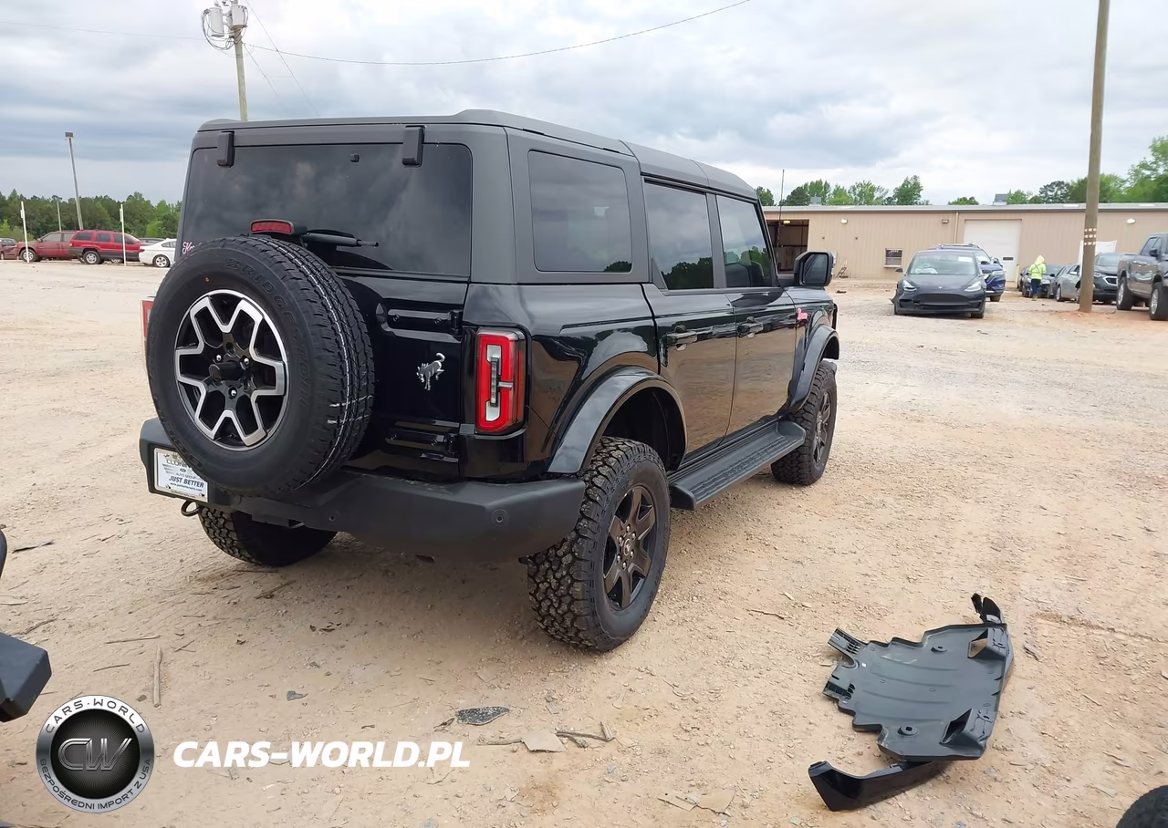 2025 Ford Bronco Outer Banks VIN:1FMDE8BH7SLB12733 - 4