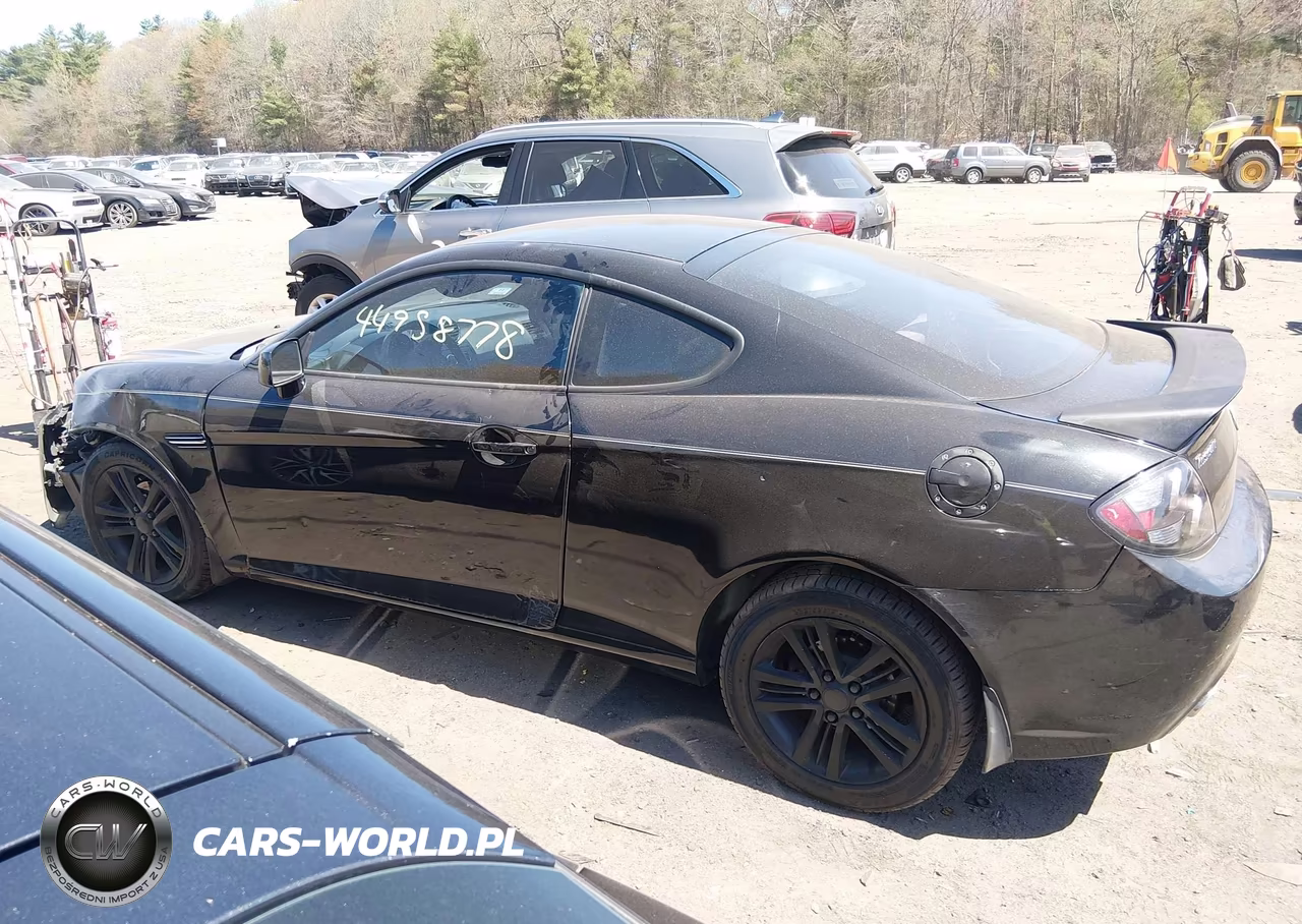 2008 Hyundai Tiburon Gs VIN:KMHHM66D18U285621 - 14