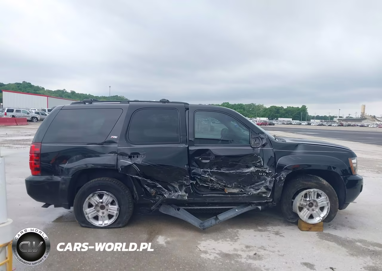 2010 Chevrolet Tahoe Lt VIN:1GNUKBE01AR107420 - 14