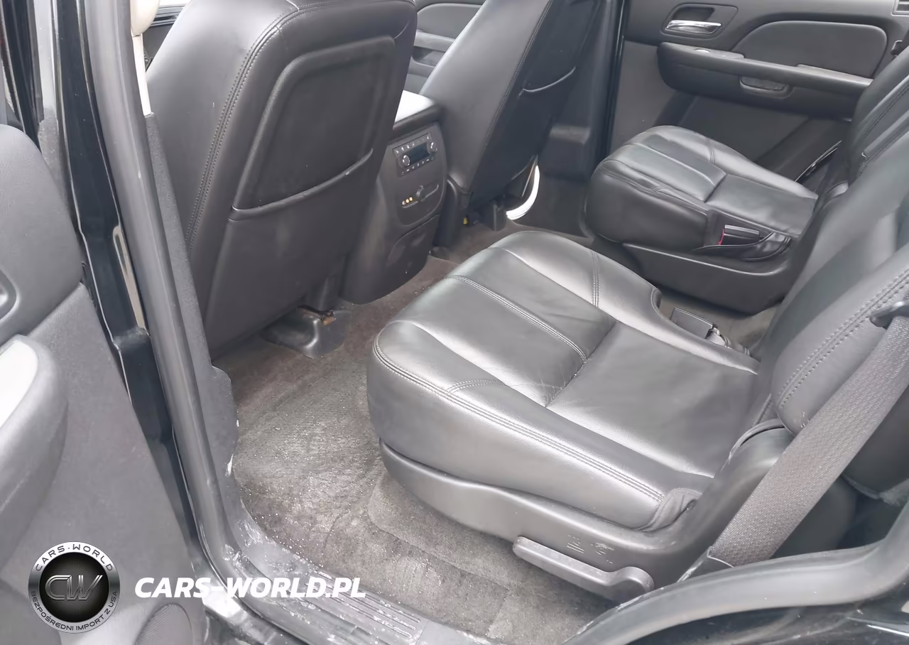 2010 Chevrolet Tahoe Lt VIN:1GNUKBE01AR107420 - 8