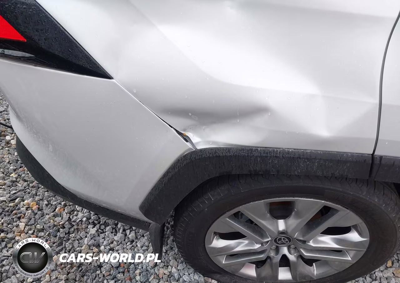2025 Toyota Rav4 Xle Premium VIN:2T3A1RFVXSW578002 - 16