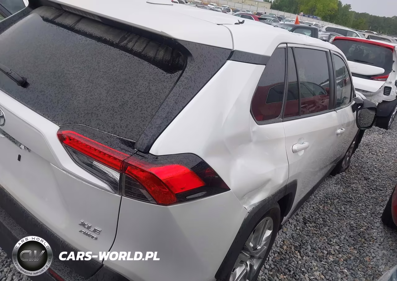 2025 Toyota Rav4 Xle Premium VIN:2T3A1RFVXSW578002 - 18