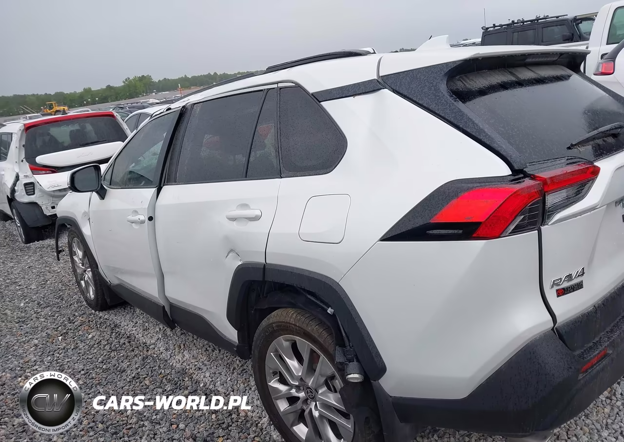 2025 Toyota Rav4 Xle Premium VIN:2T3A1RFVXSW578002 - 19