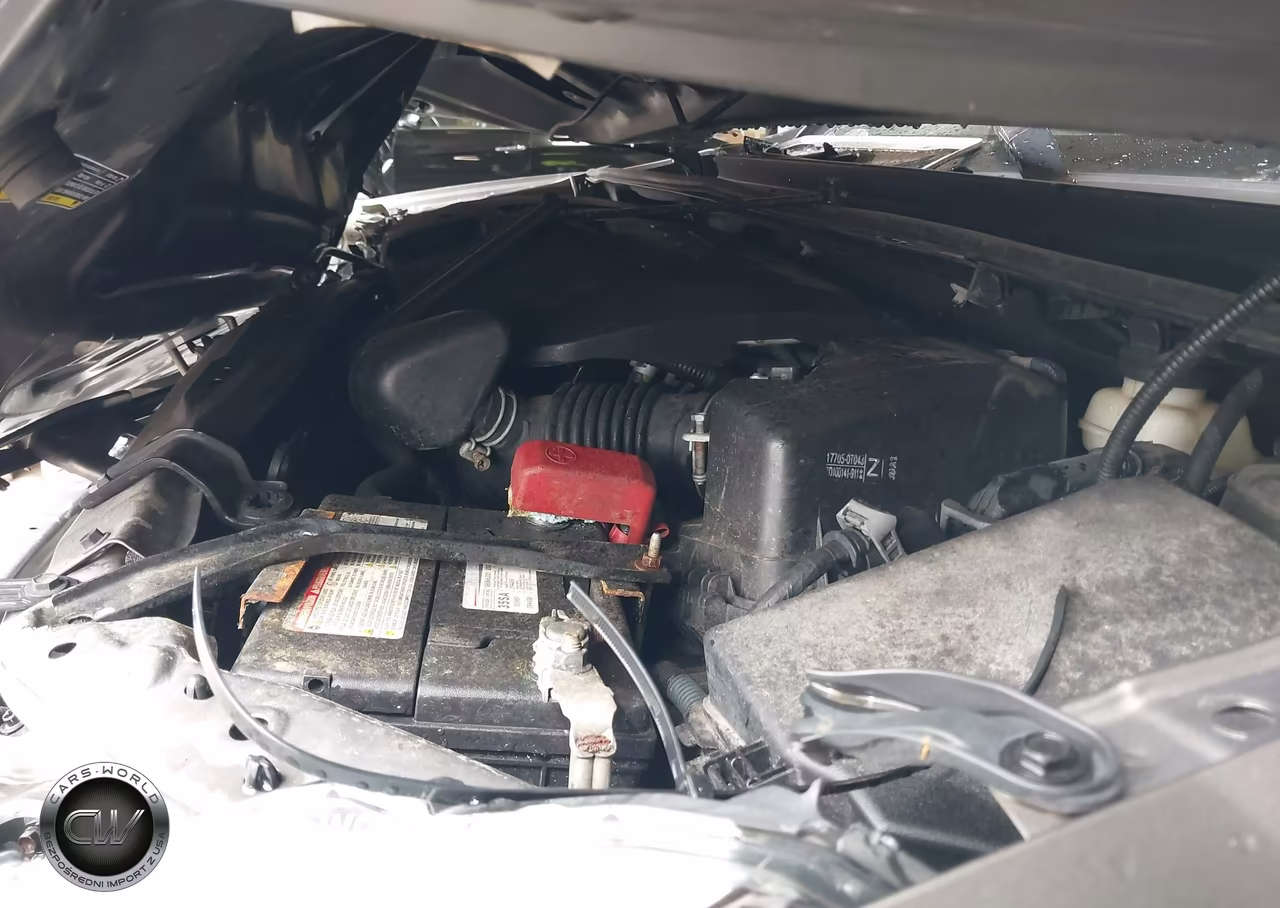 2017 Toyota Corolla Le VIN:2T1BURHE4HC960523 - 10