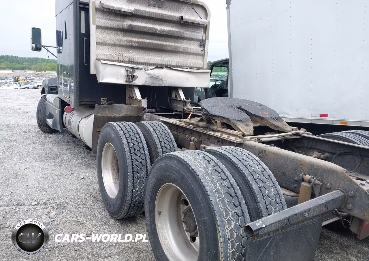 2007 Kenworth Construction T600 VIN:1XKADB9X67J158632 - 3