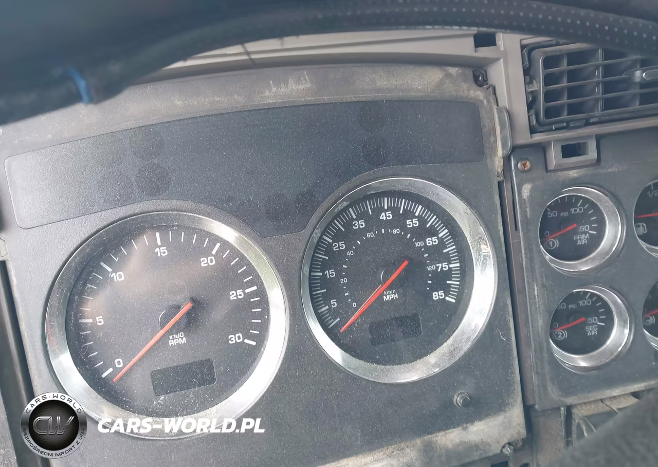 2007 Kenworth Construction T600 VIN:1XKADB9X67J158632 - 5