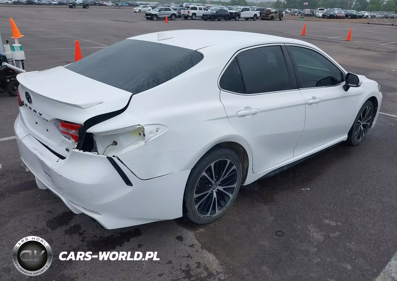 2019 Toyota Camry Se VIN:4T1B11HK1KU844427 - 4