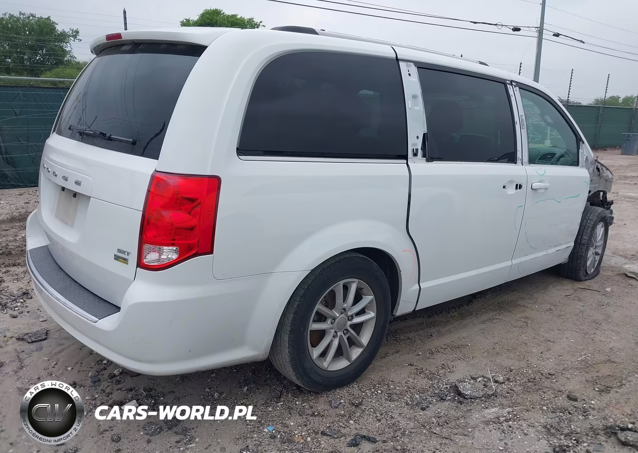 2019 Dodge Grand Caravan Sxt VIN:2C4RDGCG5KR623149 - 4