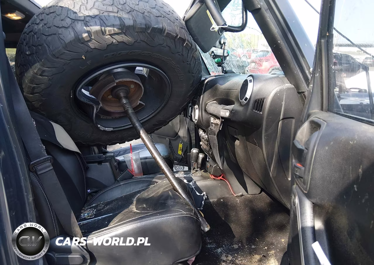 2016 Jeep Wrangler Unlimited Rubicon Hard Rock VIN:1C4HJWFG6GL348918 - 5