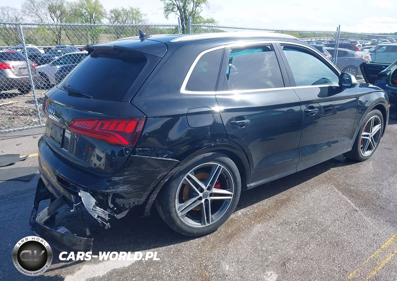 2018 Audi Sq5 3.0T Premium Plus VIN:WA1A4AFY2J2025249 - 4