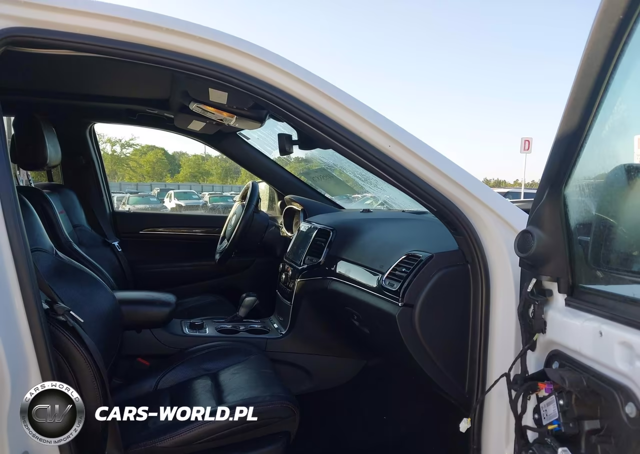 2019 Jeep Grand Cherokee Trailhawk 4X4 VIN:1C4RJFLG0KC541194 - 5