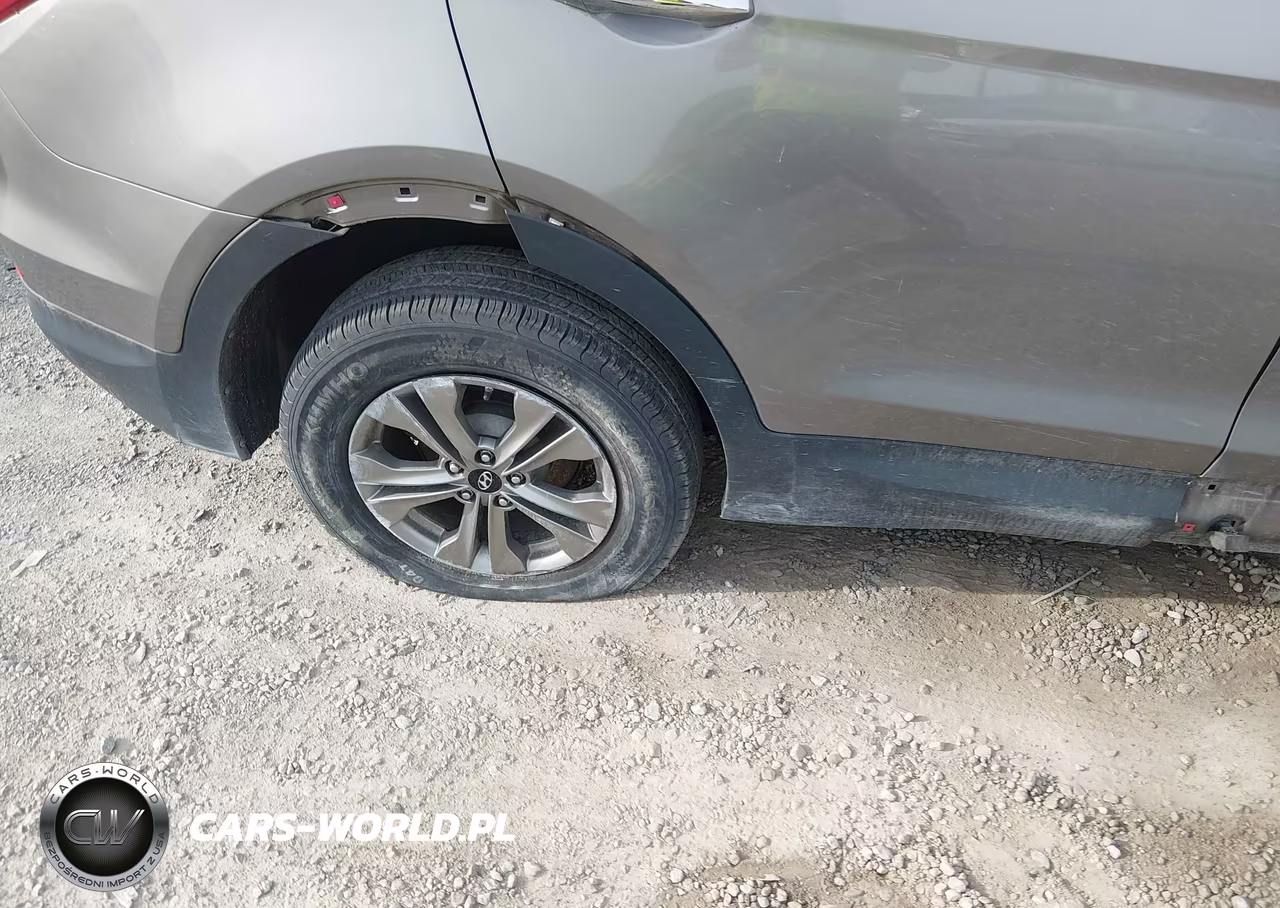 2016 Hyundai Santa Fe Sport 2.4L VIN:5XYZTDLB9GG347172 - 20