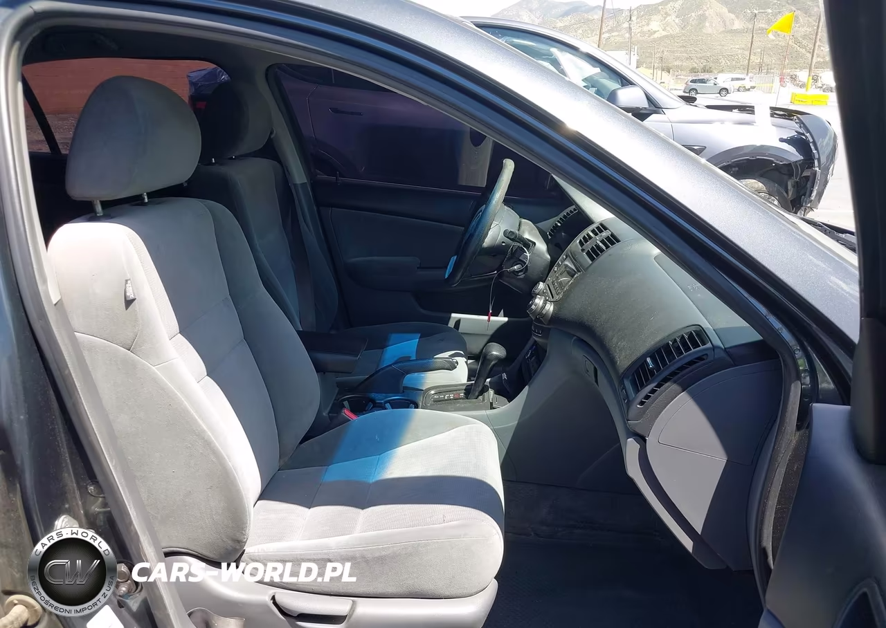 2005 Honda Accord 3.0 Lx VIN:1HGCM66395A007389 - 5