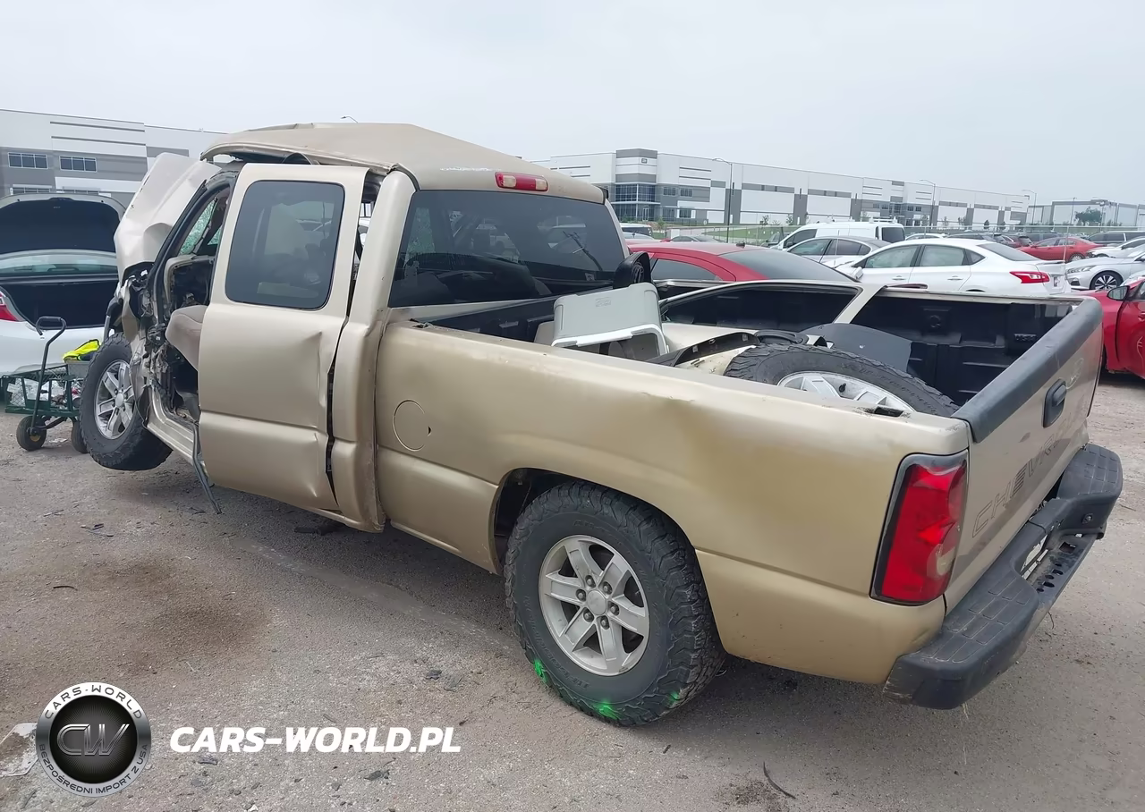 2006 Chevrolet Silverado 1500 Work Truck VIN:2GCEC19V761115600 - 3