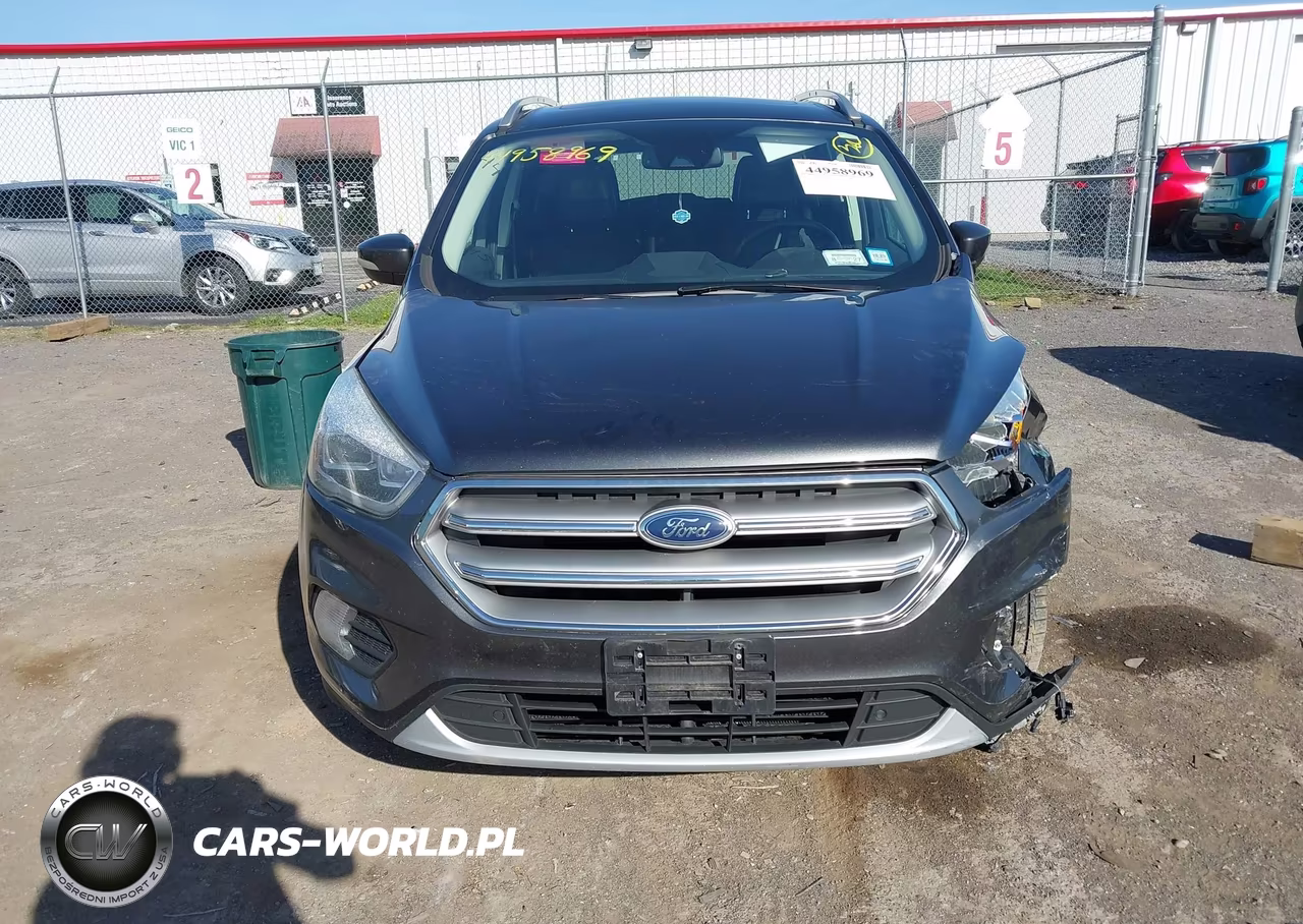 2017 Ford Escape Titanium VIN:1FMCU9J9XHUE29813 - 12