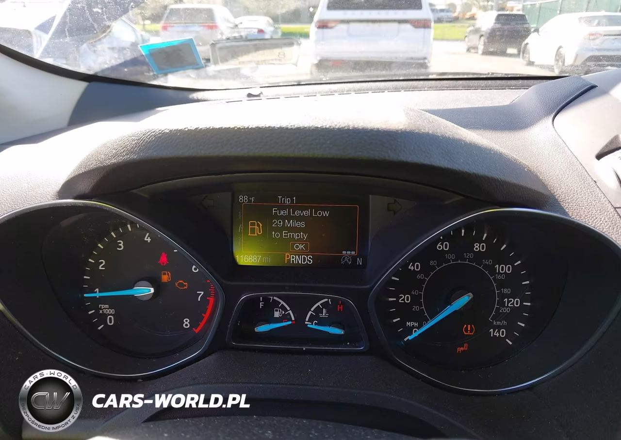 2017 Ford Escape Titanium VIN:1FMCU9J9XHUE29813 - 7