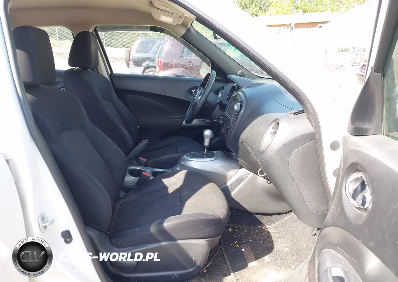 2014 Nissan Juke S VIN:JN8AF5MV3ET480826 - 5