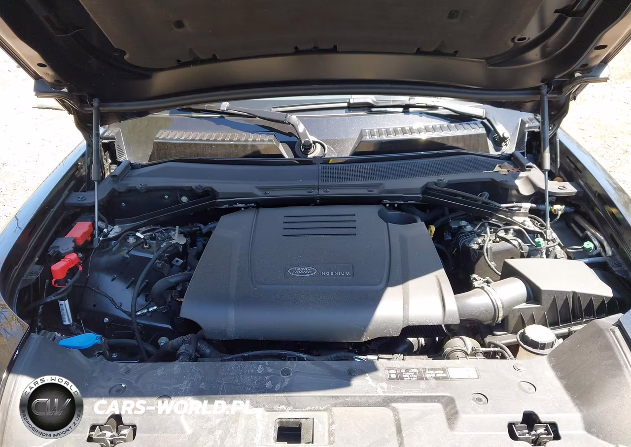 2025 Land Rover Defender 110 P300 VIN:SALEJ7EX5S2430978 - 10