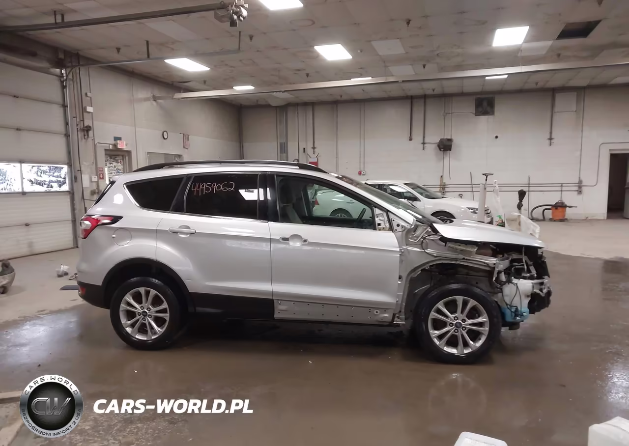 2017 Ford Escape Se VIN:1FMCU9G93HUA65399 - 14