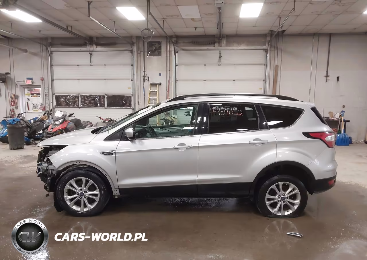 2017 Ford Escape Se VIN:1FMCU9G93HUA65399 - 15