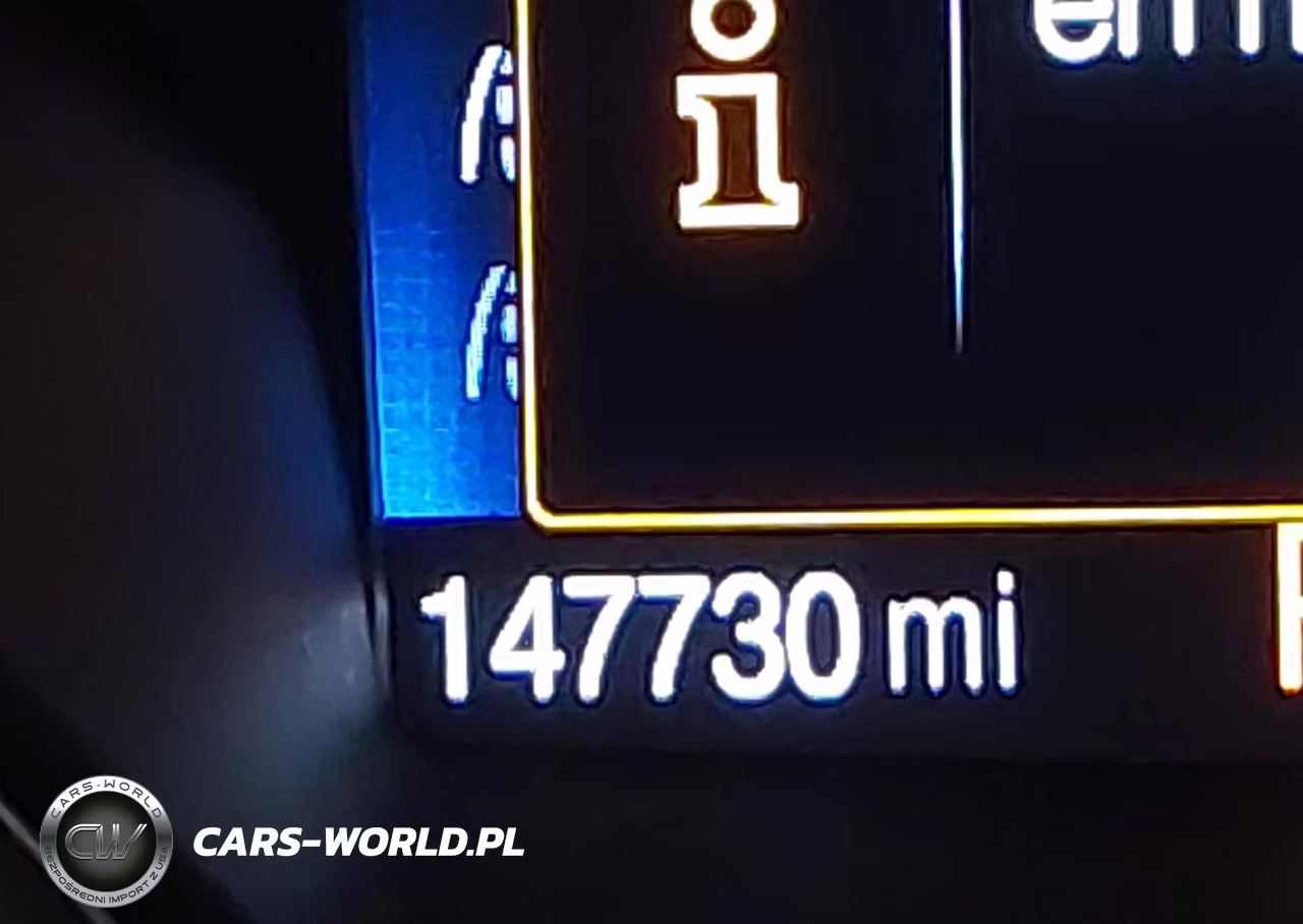 2017 Ford Escape Se VIN:1FMCU9G93HUA65399 - 16
