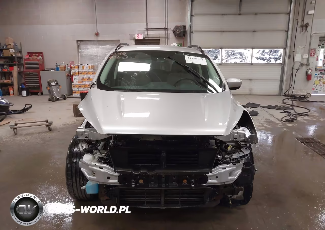 2017 Ford Escape Se VIN:1FMCU9G93HUA65399 - 6