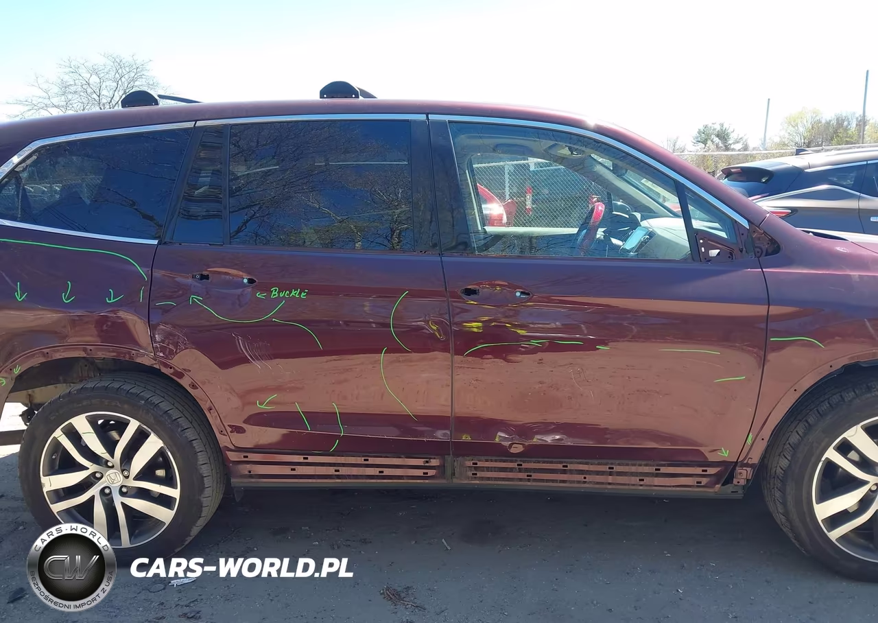 2016 Honda Pilot Elite VIN:5FNYF6H05GB128402 - 14