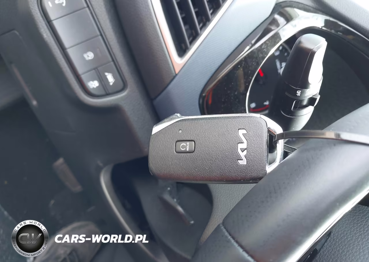 2023 Kia Seltos S VIN:KNDEU2AA0P7452903 - 11