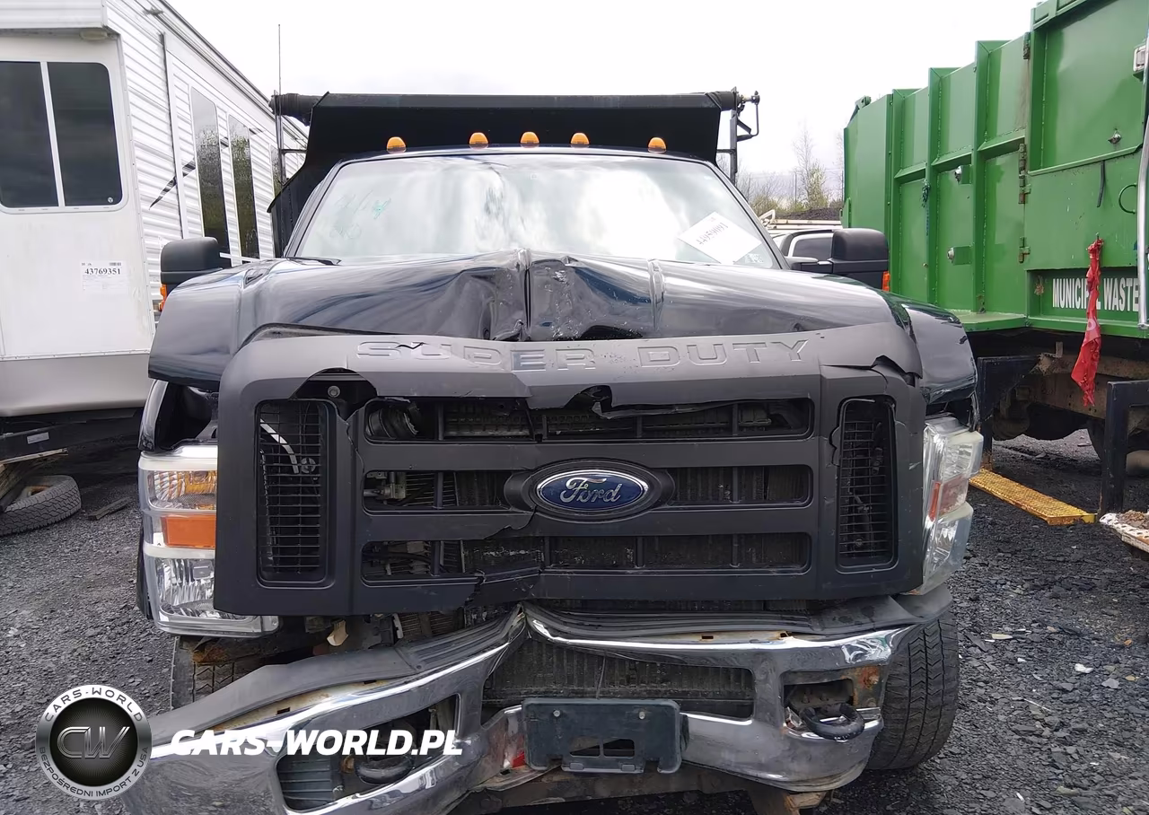 2010 Ford F-350 Chassis Xl-Xlt VIN:1FDWF3HR4AEB33468 - 12