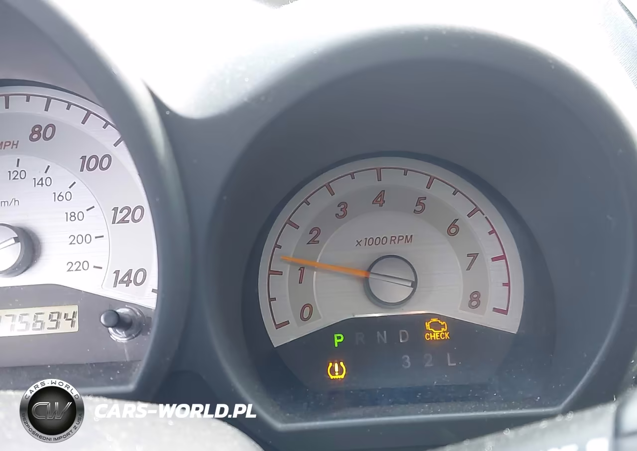 2006 Scion Tc VIN:JTKDE167260140047 - 13