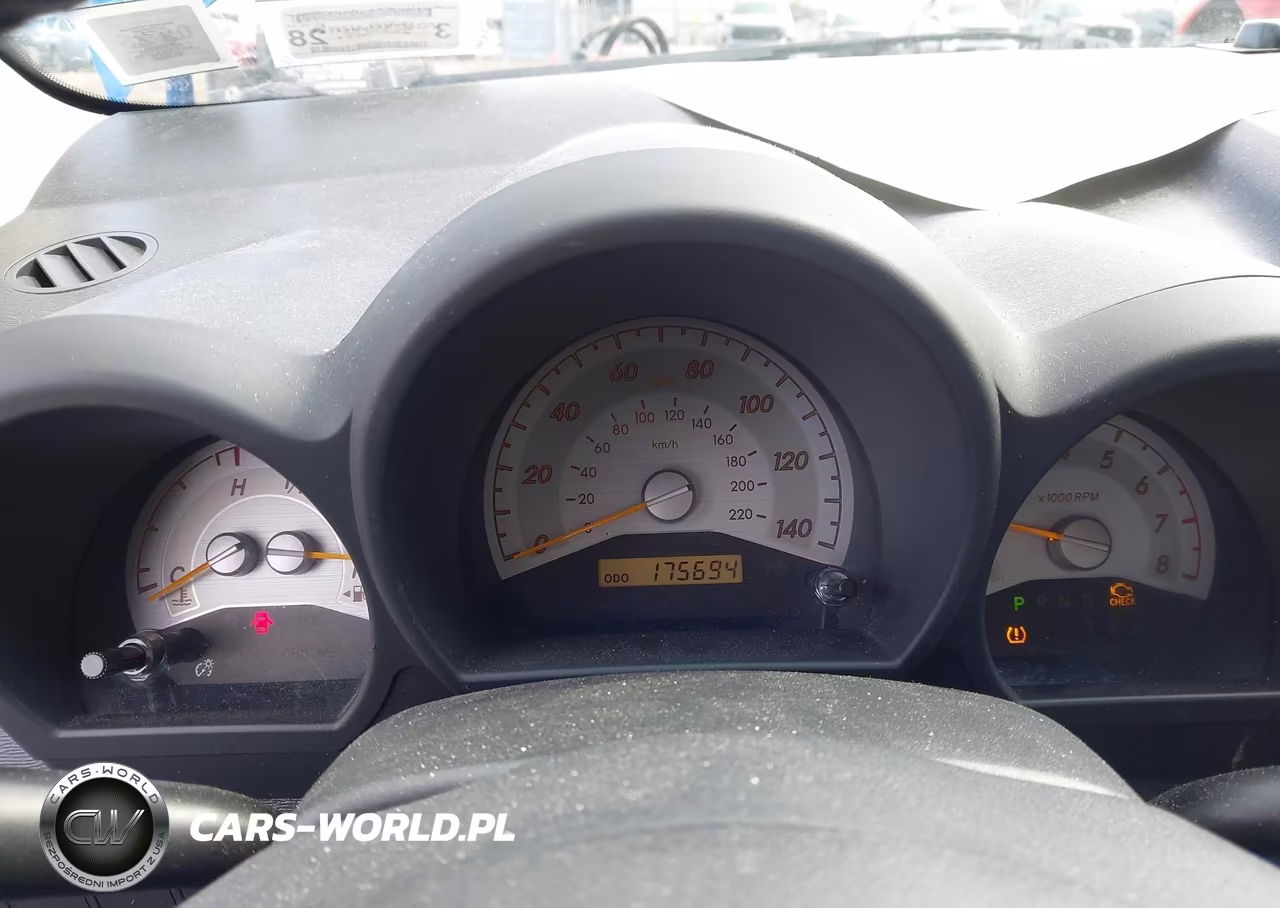 2006 Scion Tc VIN:JTKDE167260140047 - 7