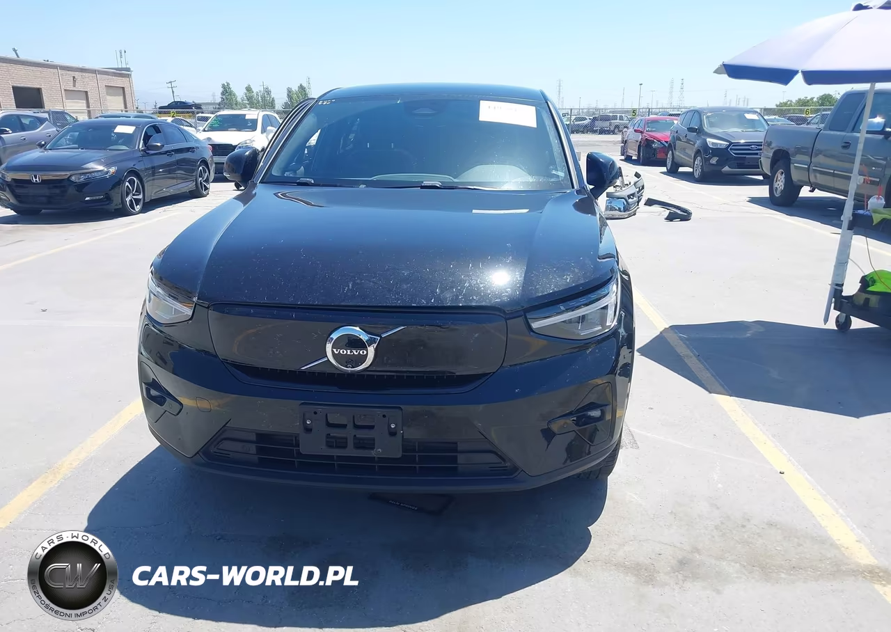 2024 Volvo C40 Recharge Pure Electric Plus VIN:YV4EH3BL3R2105945 - 12