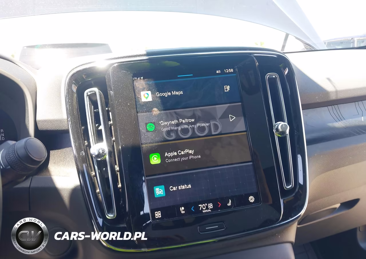 2024 Volvo C40 Recharge Pure Electric Plus VIN:YV4EH3BL3R2105945 - 18
