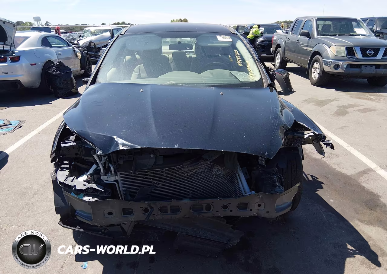 2016 Ford Focus Se VIN:1FADP3F25GL355073 - 6