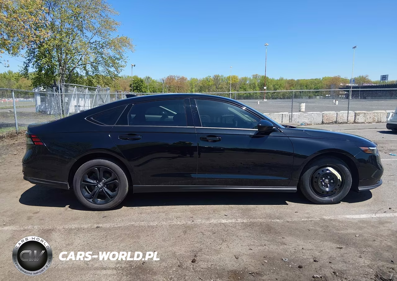 2025 Honda Accord Se VIN:1HGCY1F46SA055203 - 14