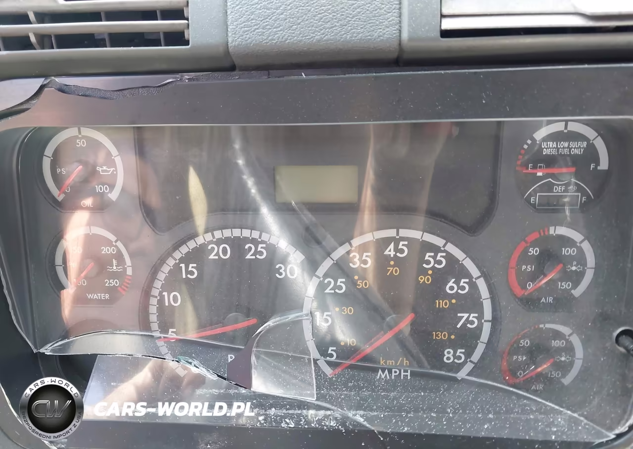 2012 Freightliner Cascadia 125 VIN:1FUJGLBGXCSBV9284 - 6