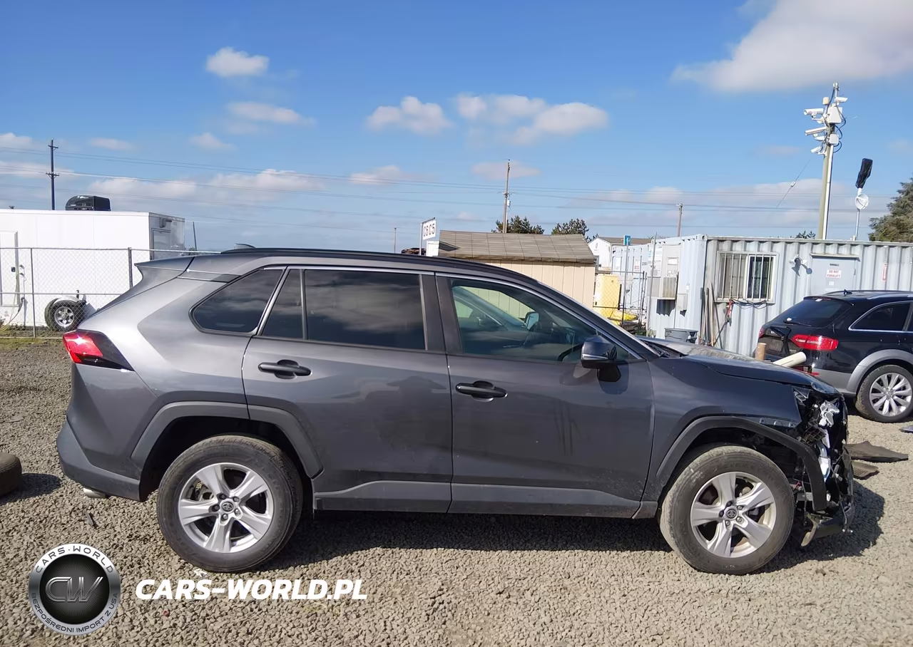 2021 Toyota Rav4 Xle VIN:2T3P1RFV2MW207350 - 14