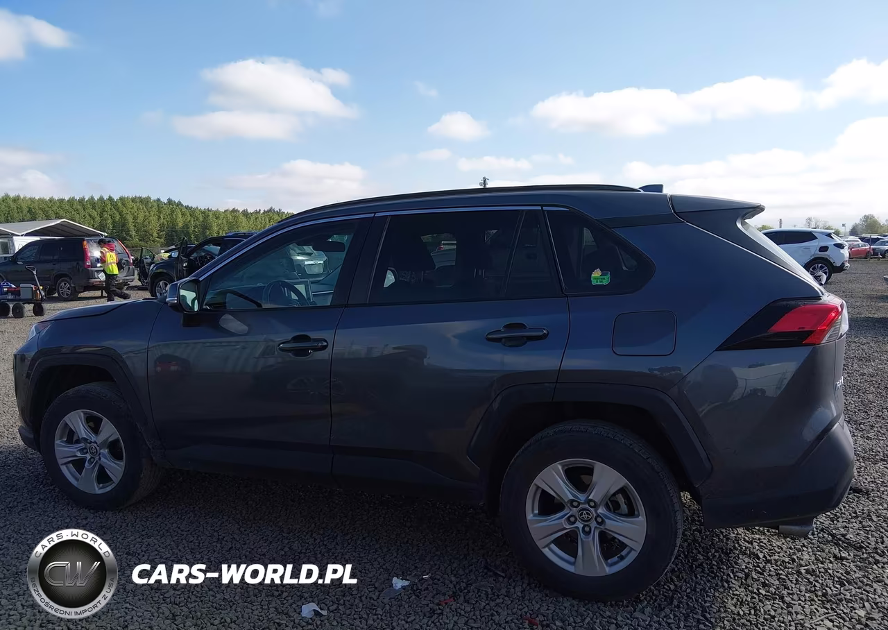 2021 Toyota Rav4 Xle VIN:2T3P1RFV2MW207350 - 15