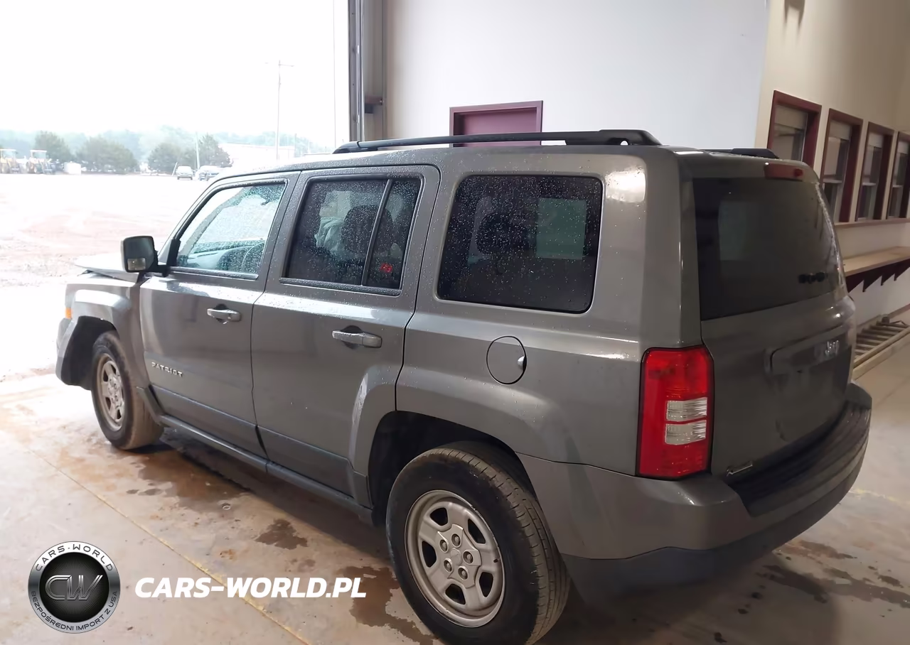 2013 Jeep Patriot Sport VIN:1C4NJPBAXDD100400 - 3