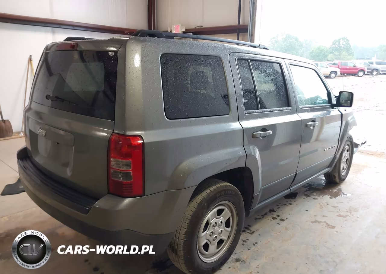 2013 Jeep Patriot Sport VIN:1C4NJPBAXDD100400 - 4