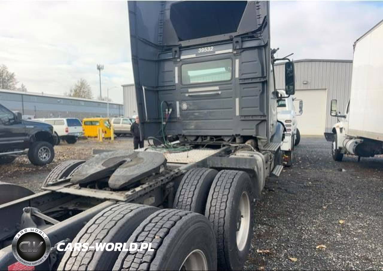 2020 Volvo Vnr VIN:4V4WC9EG9LN261814 - 6