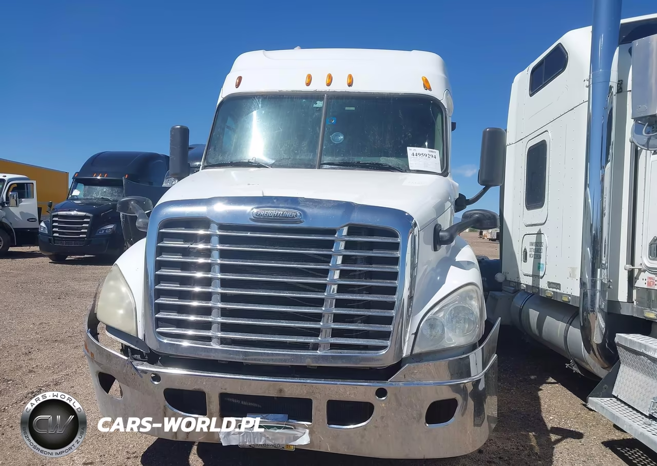 2010 Freightliner Cascadia 125 VIN:1FUJGLDR4ASAV2565 - 11