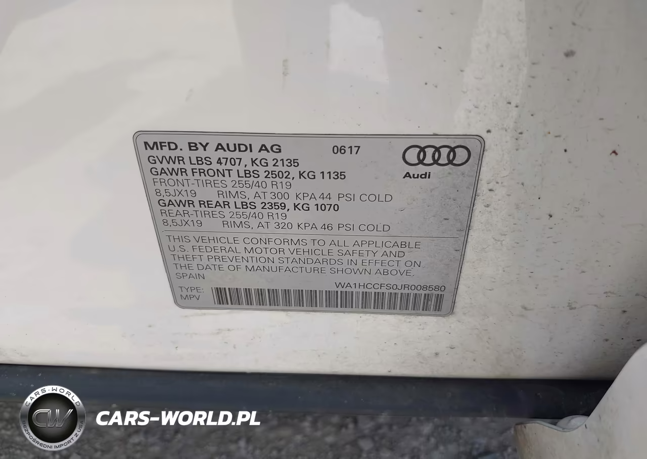 2018 Audi Q3 2.0T Premium-2.0T Sport Premium VIN:WA1HCCFS0JR008580 - 9