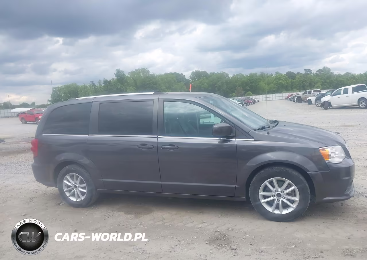 2018 Dodge Grand Caravan Sxt VIN:2C4RDGCGXJR325100 - 13