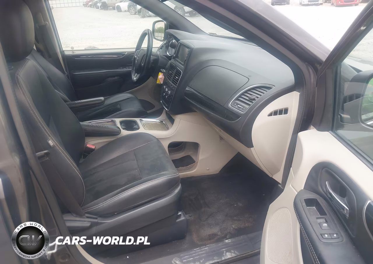 2018 Dodge Grand Caravan Sxt VIN:2C4RDGCGXJR325100 - 5
